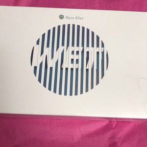 Base blue Cosmetics dry wet dual action cleaning wipes NEW SEALED